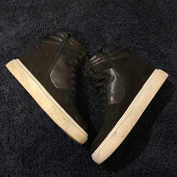 JENNIFER LOPEZ Platform Black High-Top Sneaker Wedge Size 8 - Picture 5 of 11